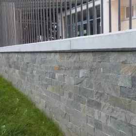 Płytki Łupek Deoli Green naturalny 60x30x1,2 cm z Łupka elewacja