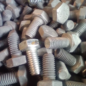 Śruby sześciokątne M8x16/M8x30 - atrakcyjne ceny - Kupno