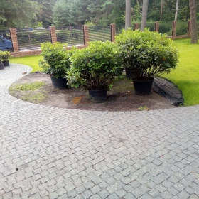 Czarna Kostka Granitowa cięto-łupana na podjazdy, drogi, ścieżki, tarasy PROMOCJA !!!