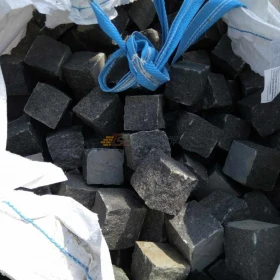 Czarna Kostka Granitowa łupana 8/11 na podjazdy , drogi, ścieżki