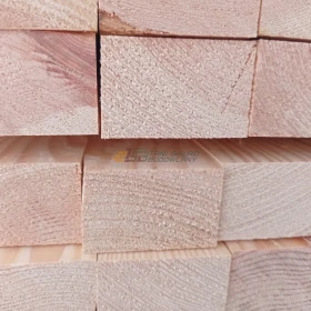 listwa strugana ,sucha sosnowa; długość 400cm ;   5 x 3,2cm