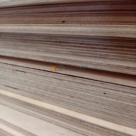 Sklejka surowa ; PASY ; 6,5mm 405mm x 2000mm