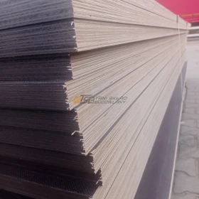  sklejka antypoślizgowa/ szalunek ; grubość 33mm ;  620mm x 3050mm