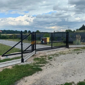 Ogrodzenie panelowe kompletne 153 fi4 - promocyjna cena